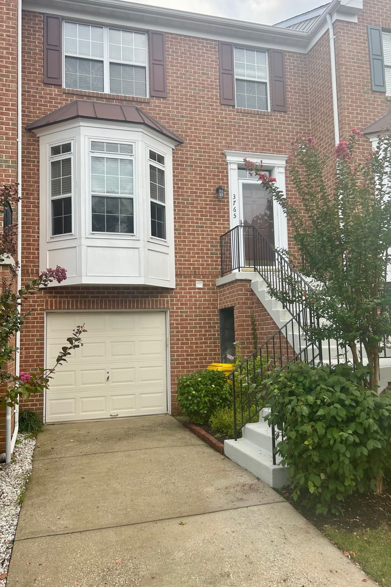Front exterior of 3765 Glebe Meadow Way, Edgewater